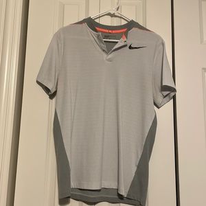 Nike AeroReact golf shirt